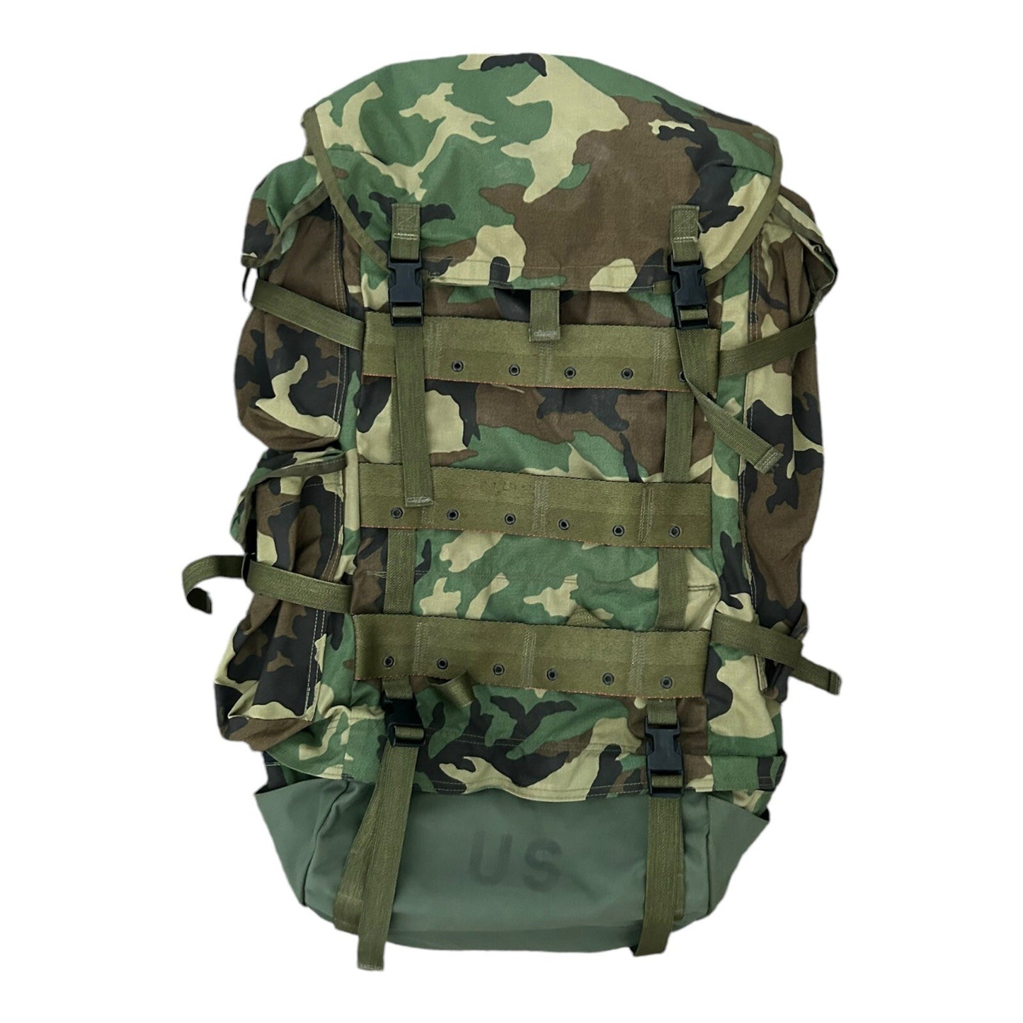 US Military CFP90 Field Pack Woodland Camo XL Embed Metal Frame